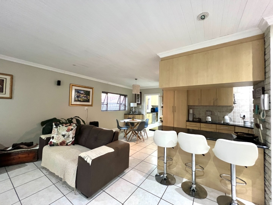 4 Bedroom Property for Sale in Walmer Downs Eastern Cape